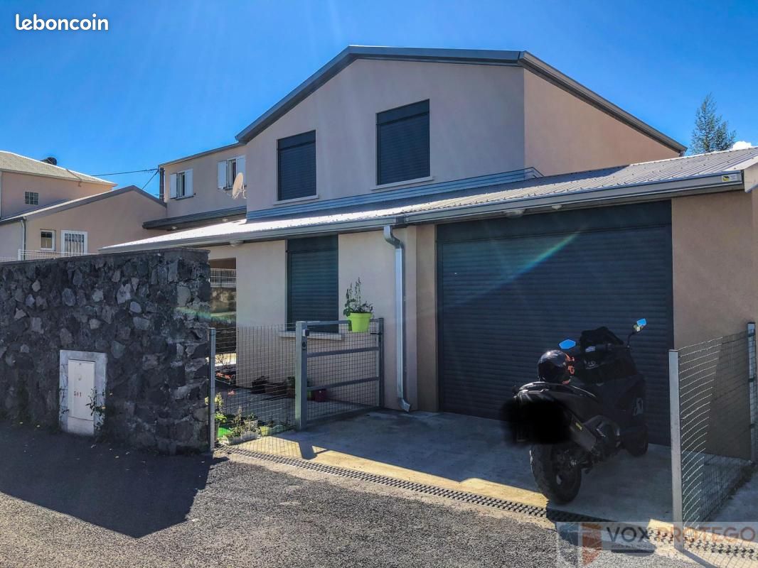 Maison 110 m² · à Le Tampon · 110 m² · 950 €