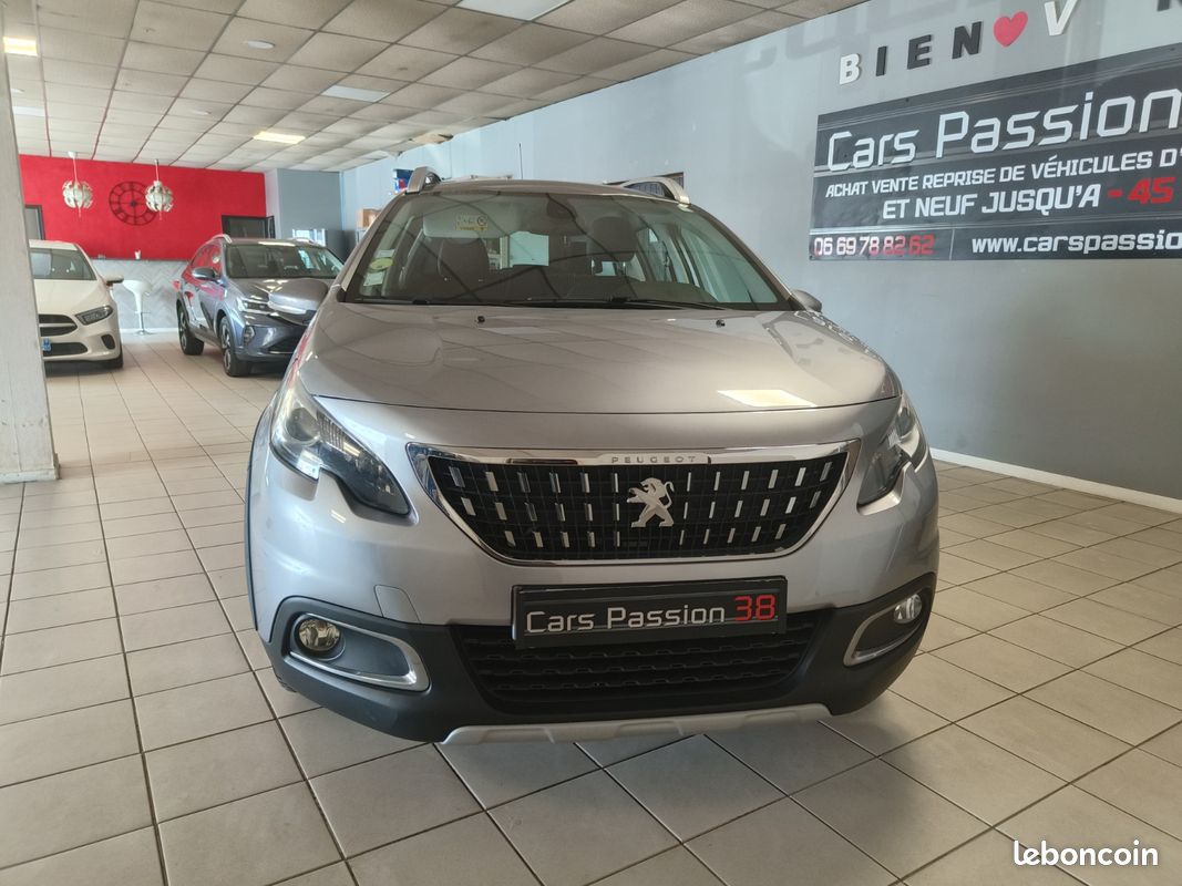 PEUGEOT 2008 1.6 BlueHDi 100ch BVM5 Allure (image 3)