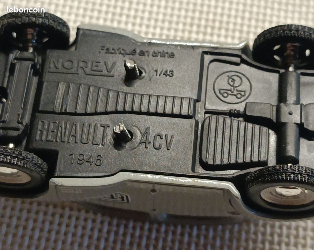 Norev Renault R4 Fourgonnette PTT (Gebraucht) in Weiningen ZH für CHF 7