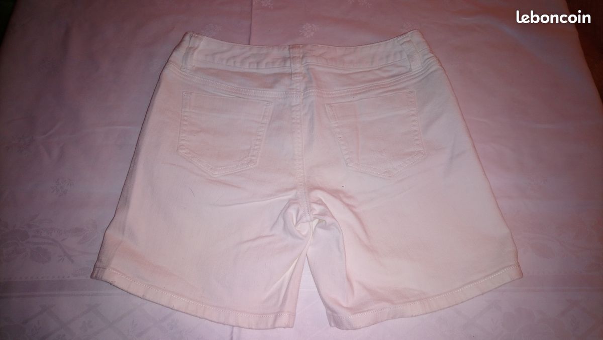 Short en jean blanc neuf 3 suisses t 38 nol3 (image 1)