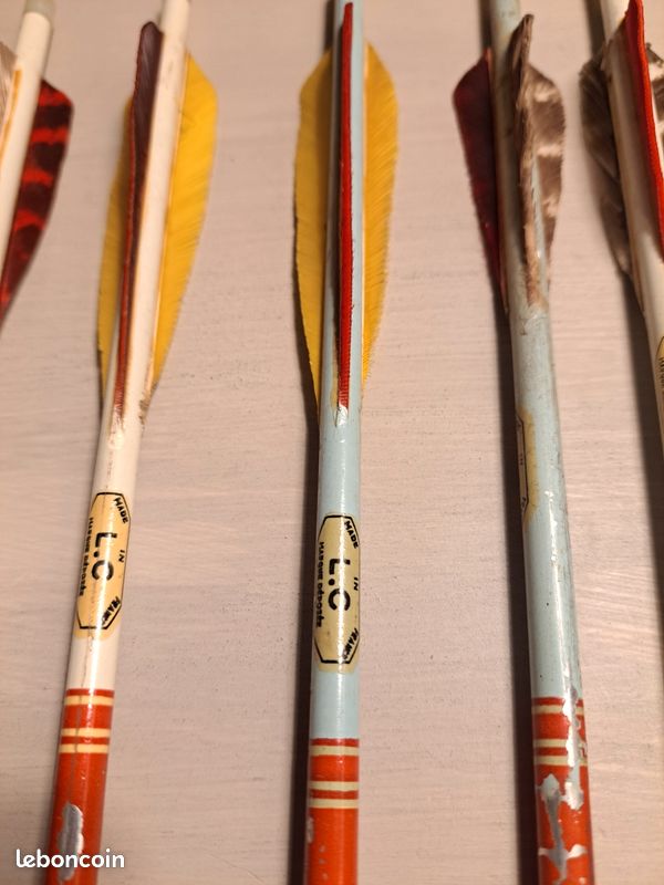 Flèches De Tir à L’arc - Lot De 12 - Bois, Embouts Laiton, Plume - Pour Longbow - Occasion