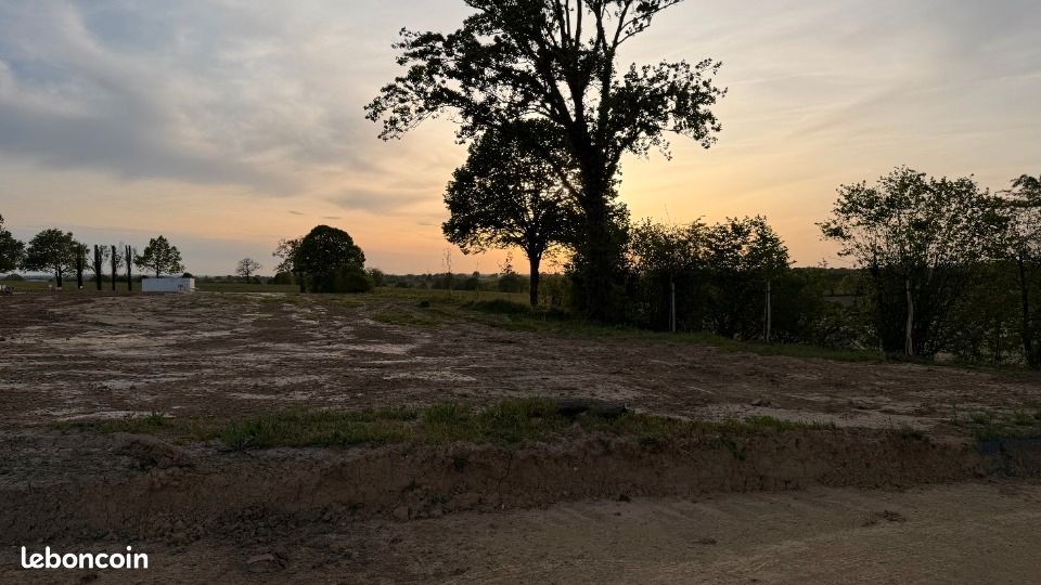 Terrain 221 m² La Chapelle Des Fougeretz · à La Chapelle-des-Fougeretz · 45 500 €