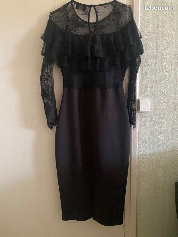 Robe noire dentelle (image 2)