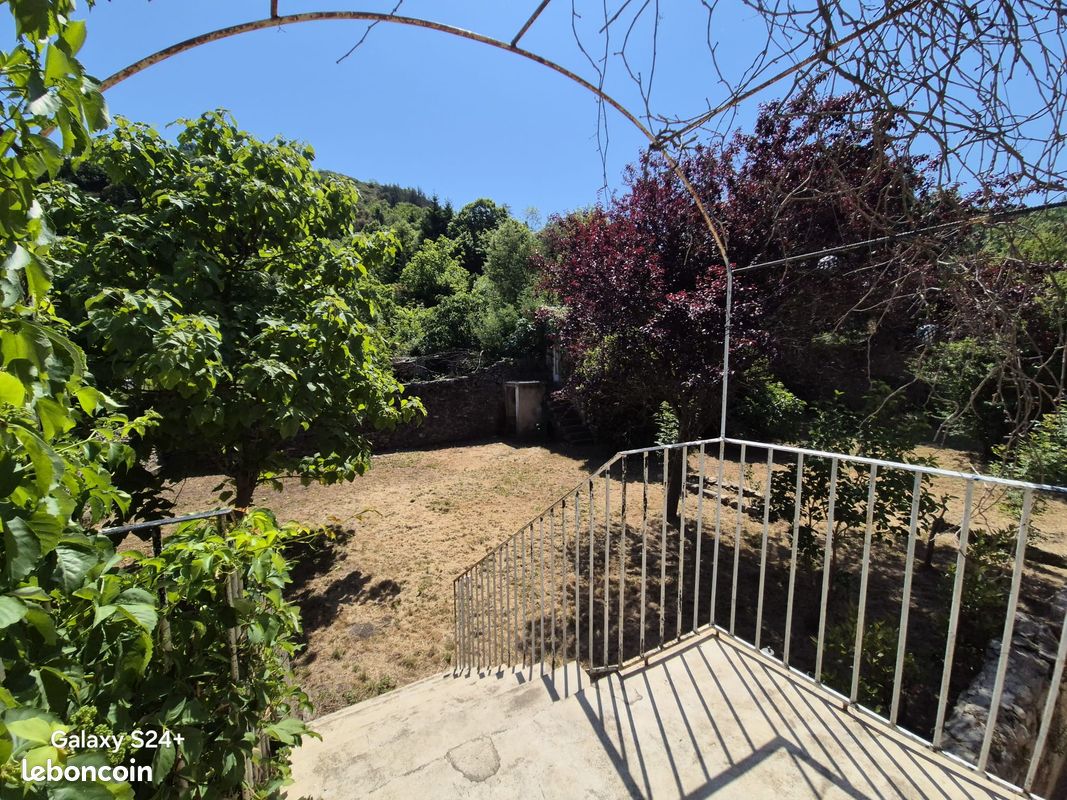 Maison 6 pièces 150 m² · à Saint-Gervais-sur-Mare · 150 m² · 193 000 €