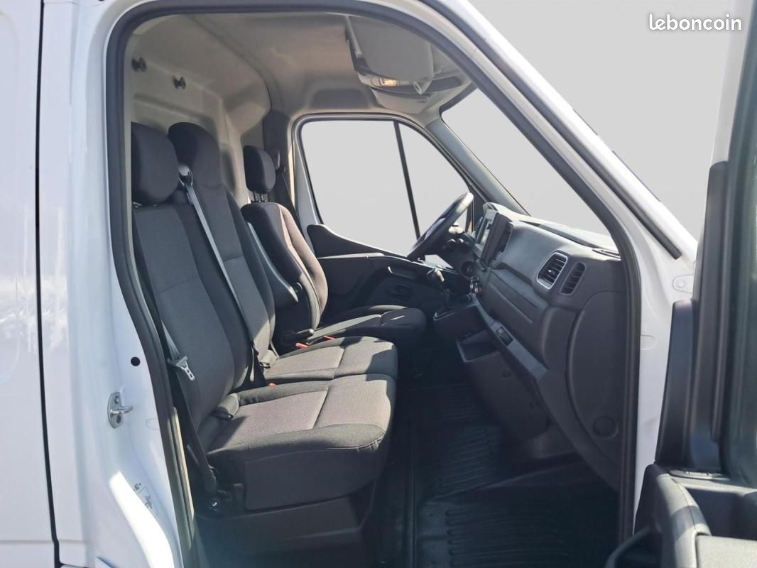 Renault Master FOURGON FGN TRAC F3300 L2H2 BLUE DCI 135 GRAND CONFORT (image 17)