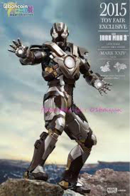 Hot Toys MMS303 Iron Man Tank Mark 24 XXIV Collectible Figurine