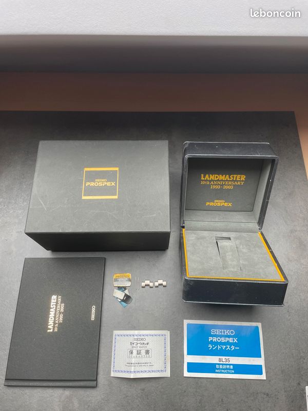 Boîte / Écrin Pour Montre Seiko - Occasion, Couleur Gris