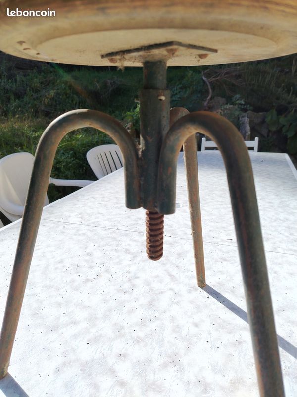 Tabouret style industriel bois / theme Jide (image 2)