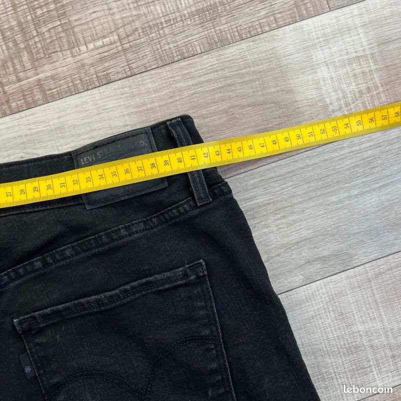 Jean noir Levi's 311 Shaping Skinny - Jean skinny - Femme taille W32 L30 (L0019) (image 11)