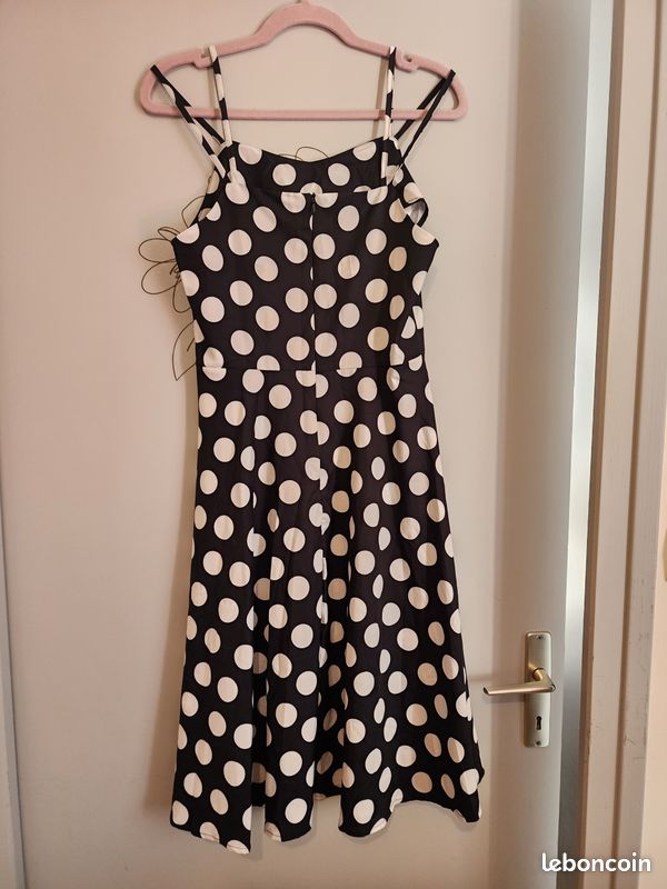 Robe à pois pin up (image 3)