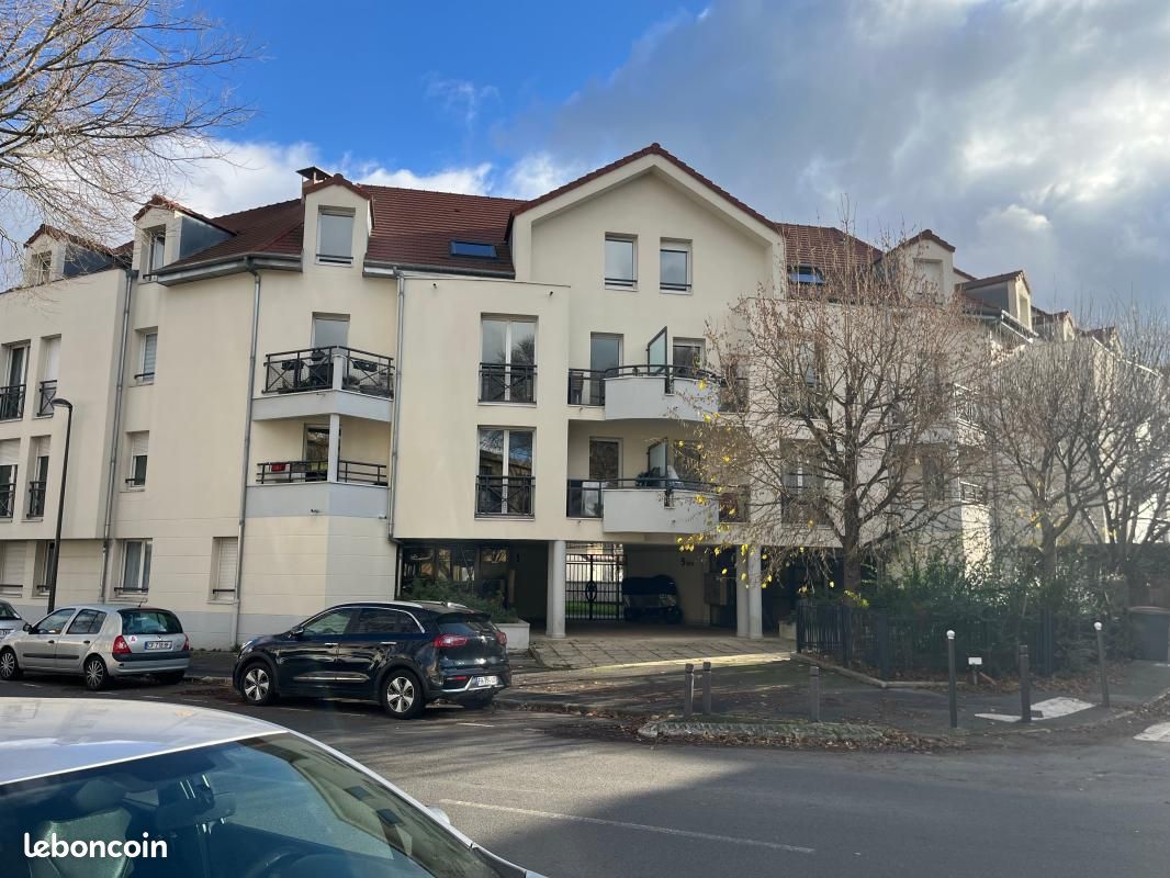 Appartement 1 pièce 34 m² · à Massy · 34 m² · 750 €