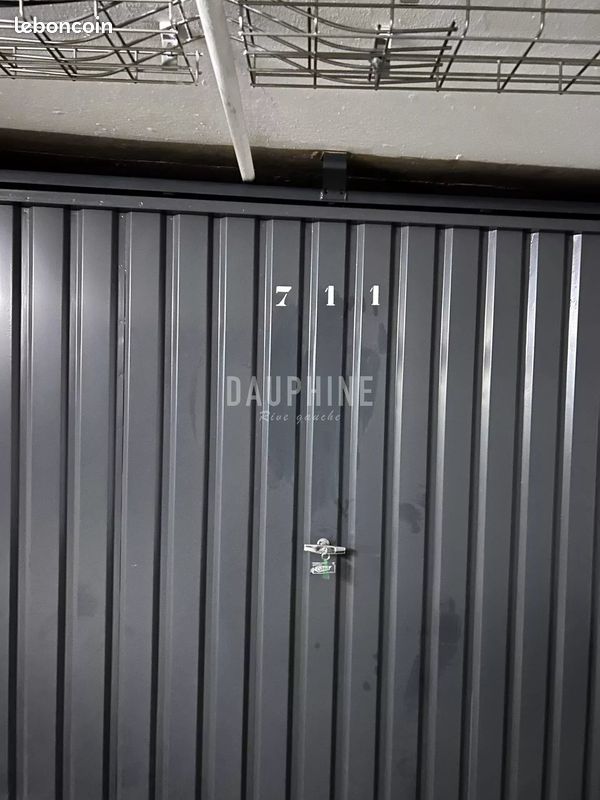Parking 13 m² · à Paris · 13 m² · 25 000 €