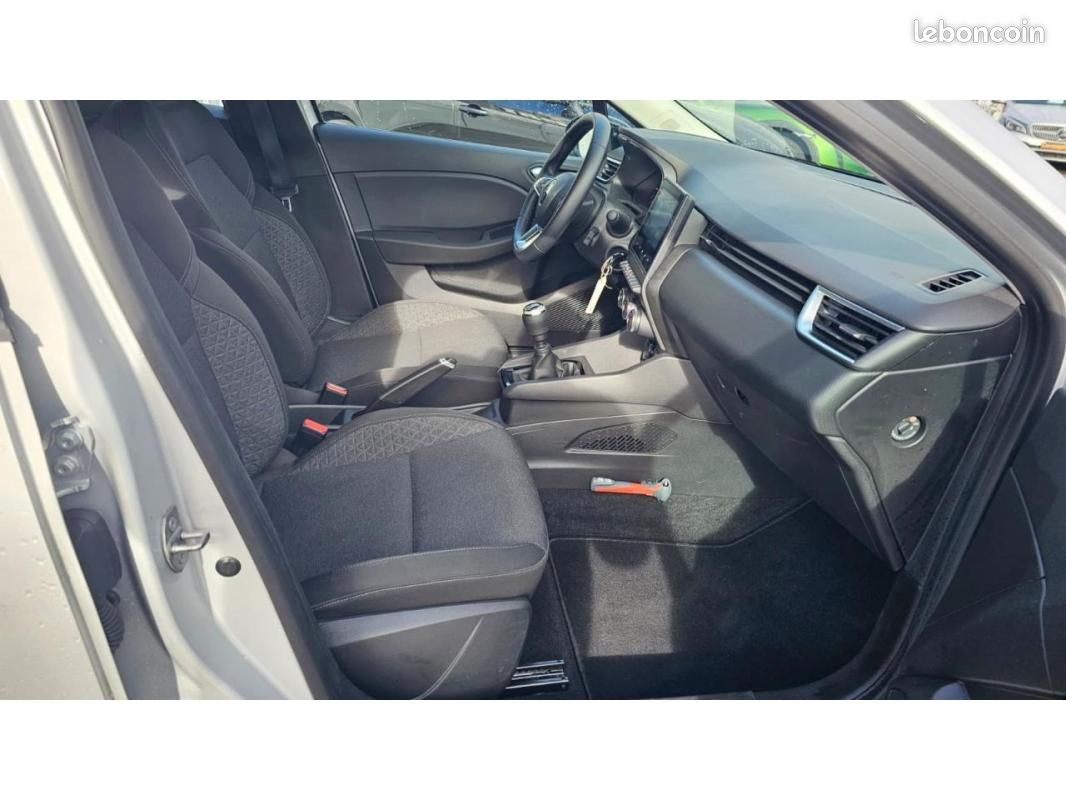 Renault Clio Equilibre 1.0 Tce 90cv (image 12)