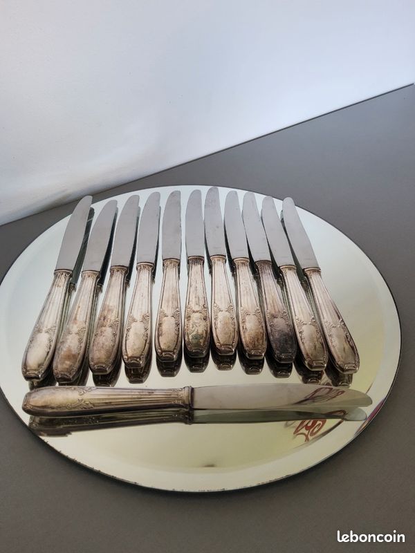 12 couteaux modèle filet,métal argenté et inox - Arts de la table