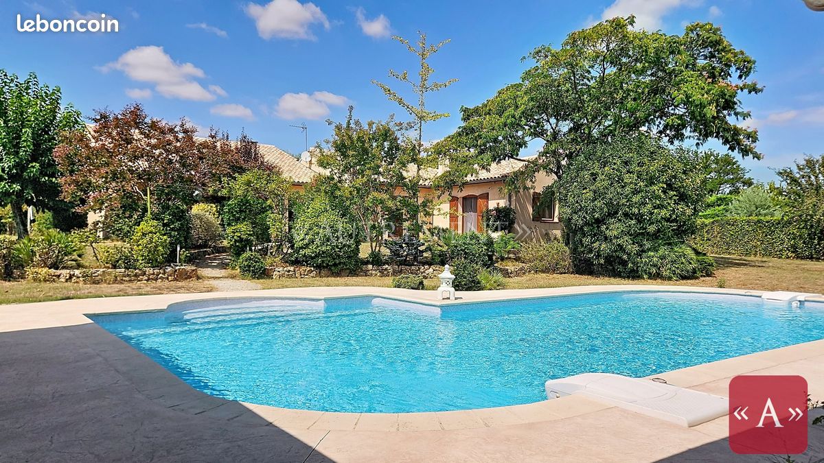 Maison 6 pièces 248 m² · à Saint-Sulpice-la-Pointe · 248 m² · 475 000 €