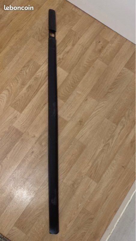 Baguette clio 3 ,3 portes côté gauche (image 1)