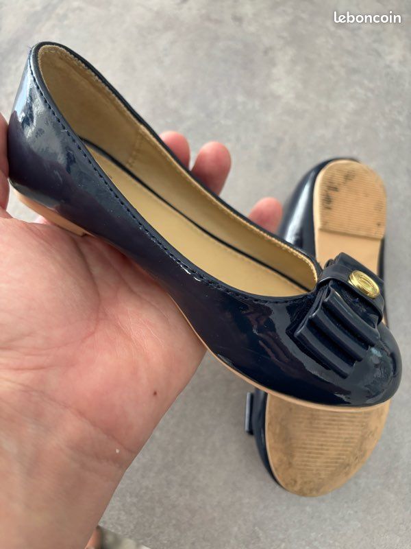 Ballerines vernies petite fille entre 25 et 27 (image 2)