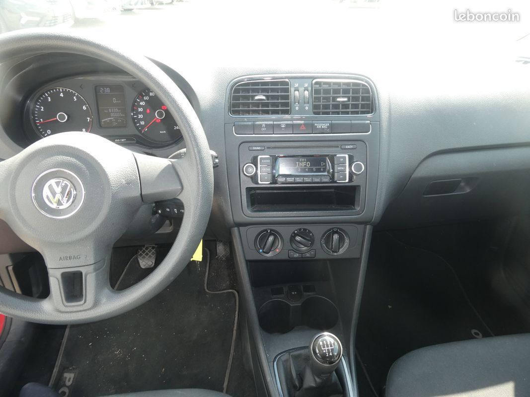 Volkswagen polo 1.2l 60ch concept (image 3)