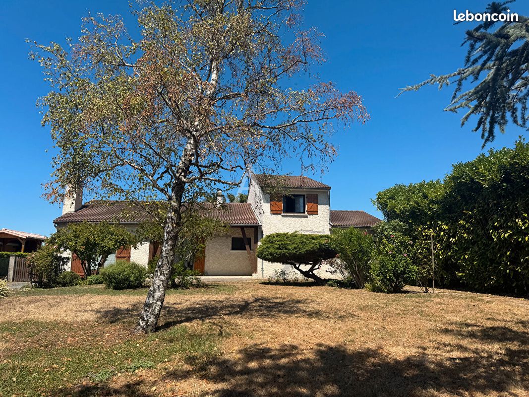 Maison 6 pièces 147 m² · à Vix · 147 m² · 179 820 €