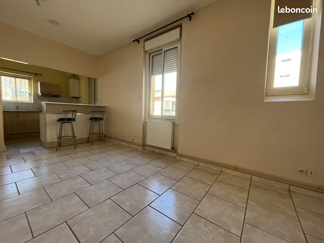 Appartement 1 pièce 32 m² · à Romans-sur-Isère · 32 m² · 450 €