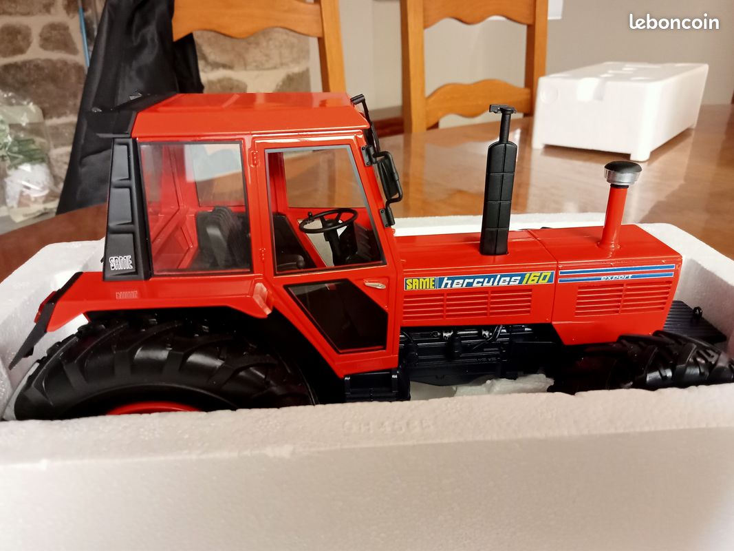 Tracteur Miniature Hercules 160 Doré Au 1:32 Par Schuco - Modèle Détaillé En Résine