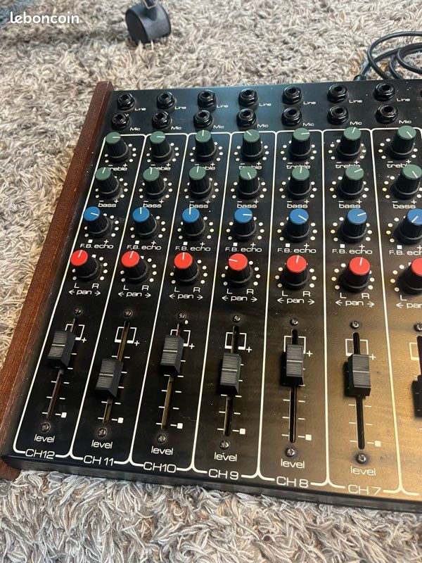 Console de mixage vintage Audio Oval – Made in England – 12 voies (image 4)