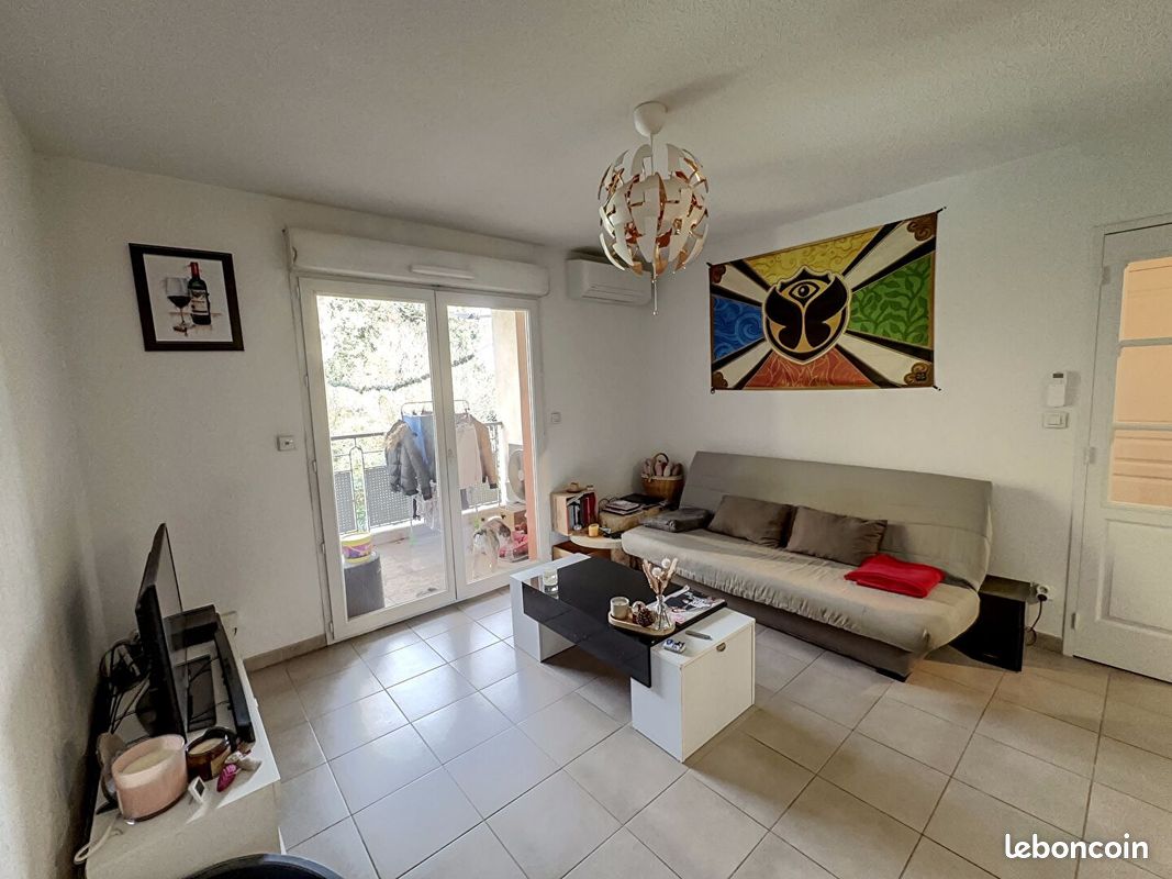 Appartement 2 pièces 46 m² · à Saint-Étienne-du-Grès · 46 m² · 740 €