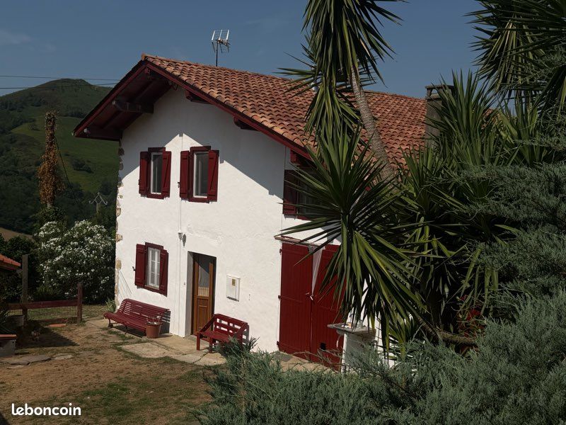 Maison 5 pièces 200 m² · à Louhossoa · 200 m² · 650 000 €