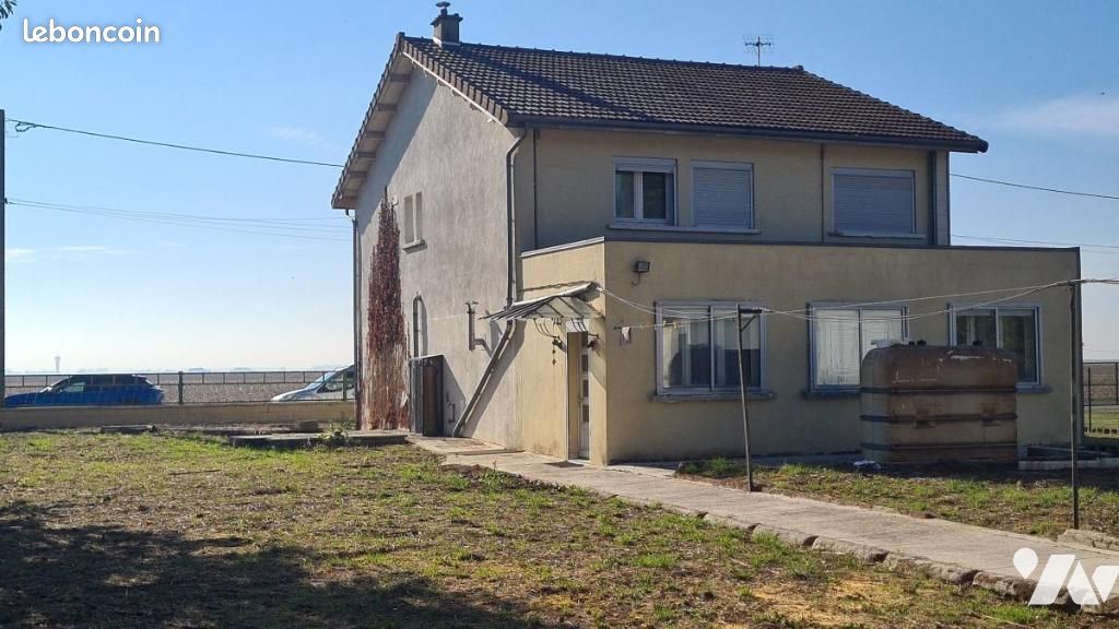 Maison 6 pièces 95 m² · à Roupy · 95 m² · 105 430 €