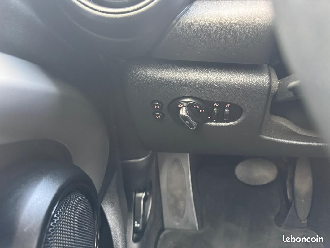 Mini 5 portes HATCH F55 Cooper D 116 ch Pack Mini Business A (image 13)