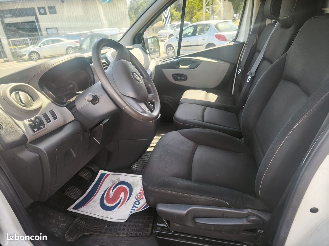 Renault Trafic 3 1.6 dci 120 cv L2H1 confort (image 3)