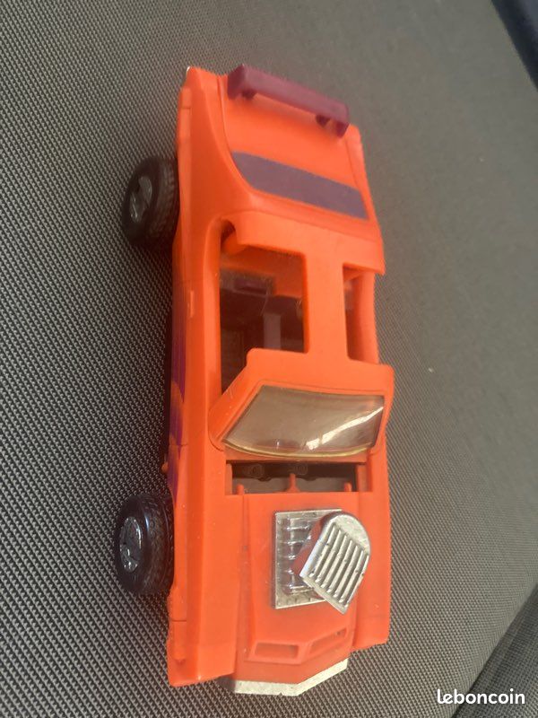 Mask voiture orange stinger (image 1)