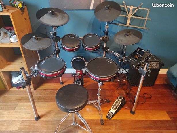 Alesis Crimson 2 Kit 9 nine-pieces electronic drum kit mesh heads (image 1)