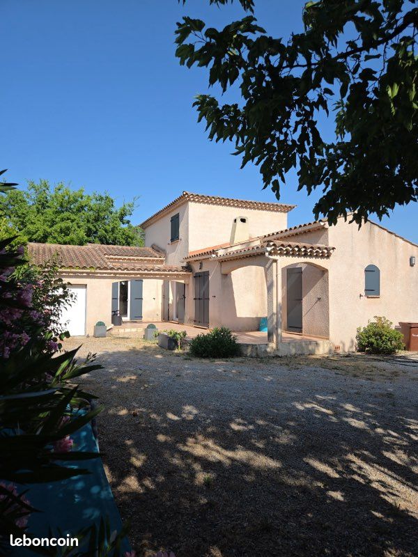 Maison 4 pièces 100 m² · à Saint-Quentin-la-Poterie · 100 m² · 326 000 €
