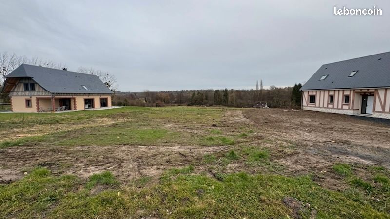 Terrain 1087 m² · à Clarbec · 122 000 €