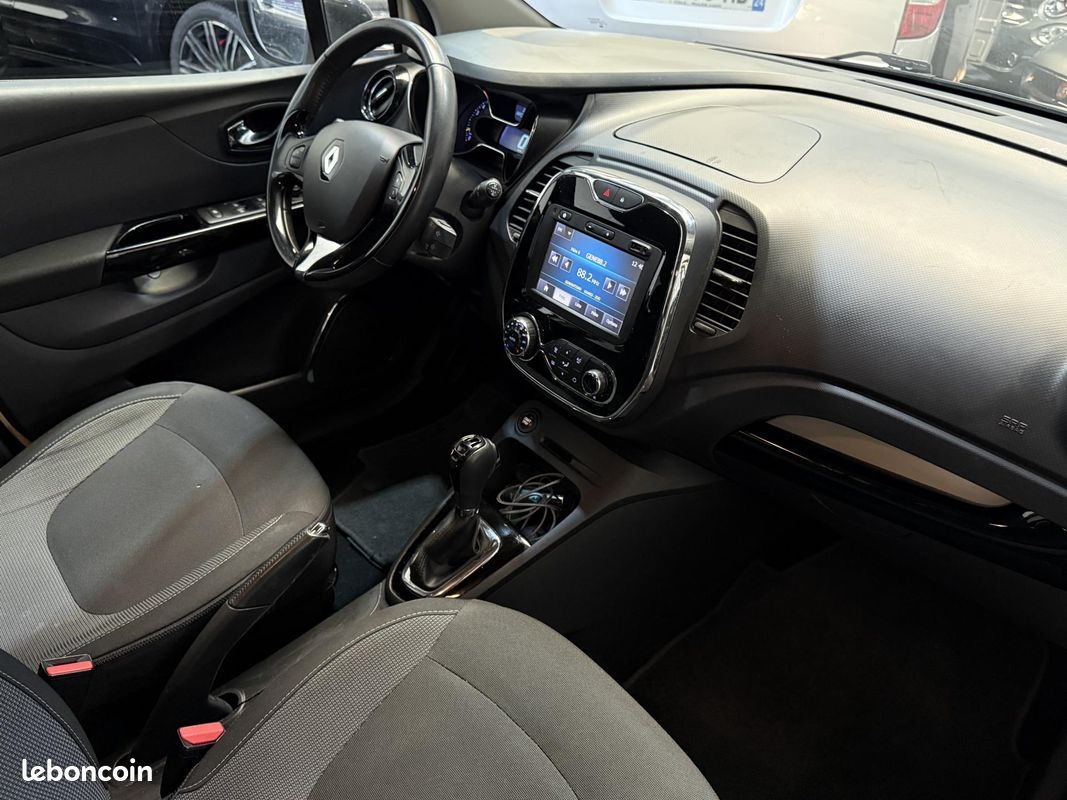 RENAULT CAPTUR 1.2 TCe - 120 - BV EDC Intens PHASE 1 (image 17)