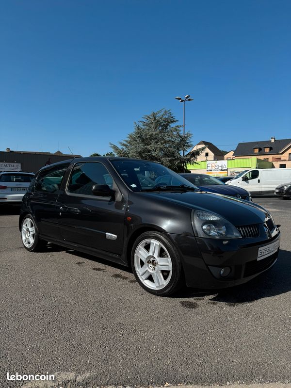 Renault clio ii rs 172 ph2 - siege chauffant - clim auto - origine suisse - depot vente (image 2)