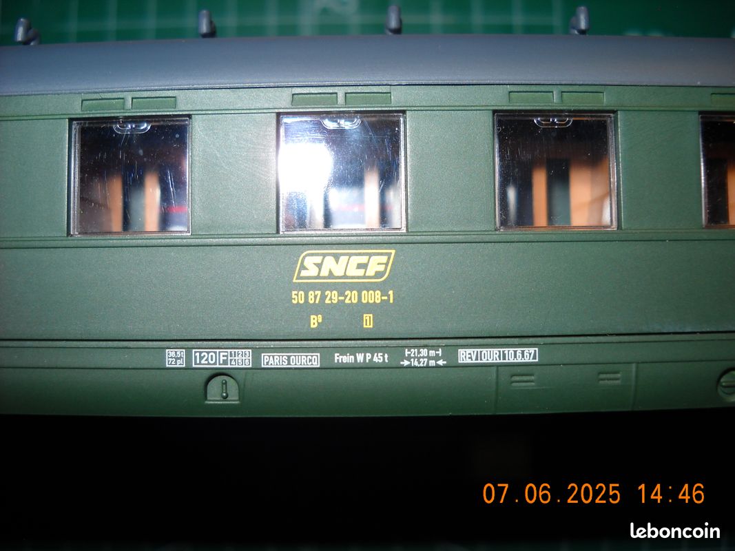 Liliput L383306 – Voiture Voyageurs SNCF ép.III, HO, 2 Cl Type B9, état Neuf