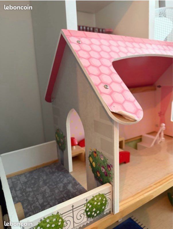 Maison de poupée en bois (image 6)