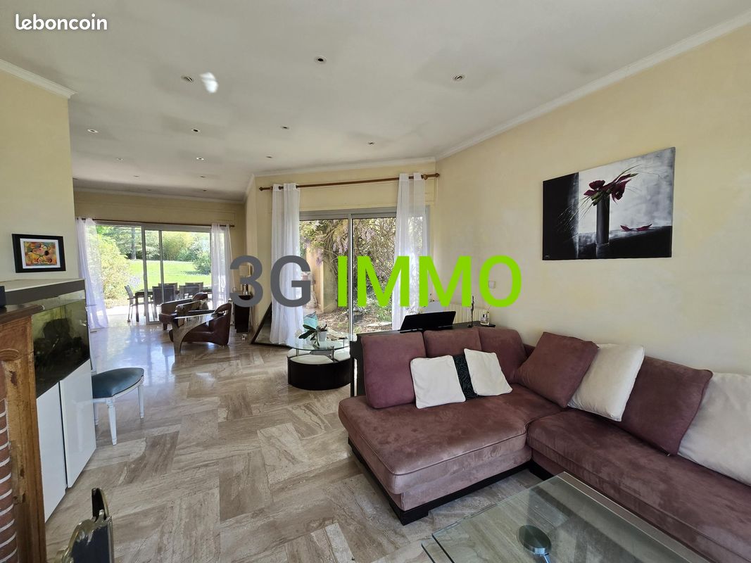 Vente | Maison | 7p | 5ch | 229 m² | Albi | Terrasse · Jardin · Piscine (image 8)