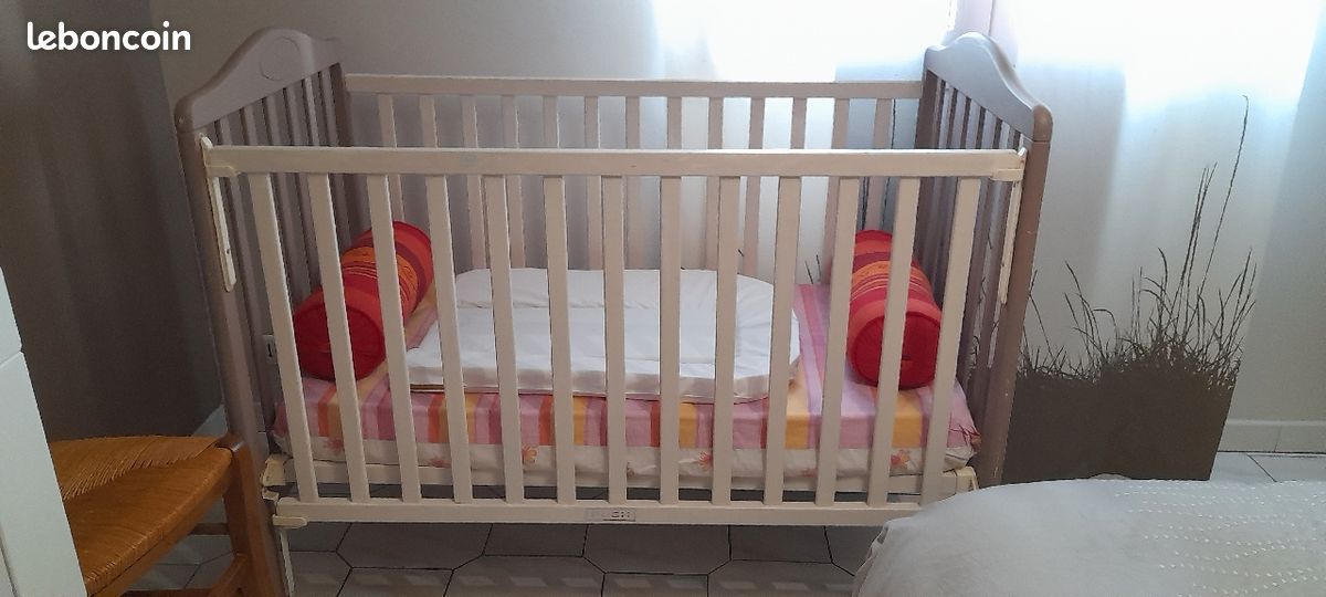 Vends lit enfant en bois (image 2)