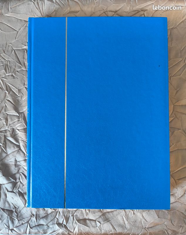 Grand Album De Timbres Bleu 32 Pages + 3000 Points - Pour Collection France