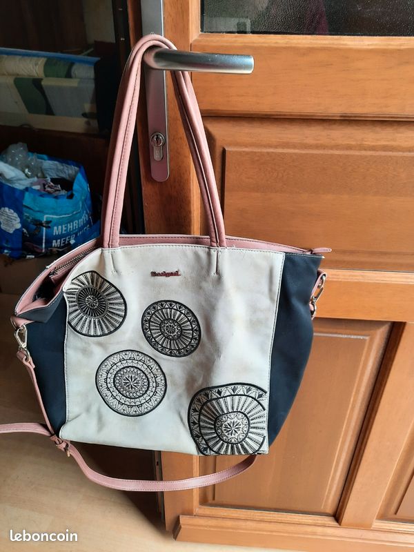 Vends sac à main desigual (image 3)