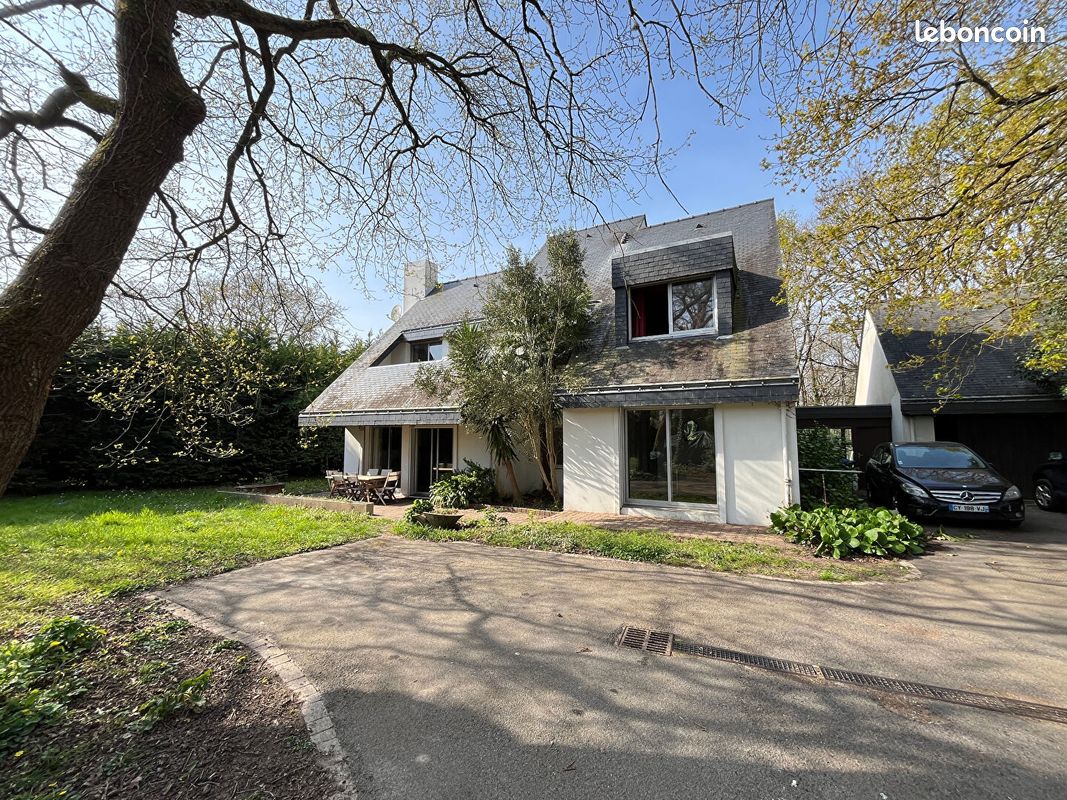 Maison 8 pièces 243 m² · à Saint-Nazaire · 243 m² · 529 000 €