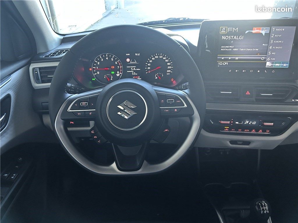Suzuki Swift IV 1.2 DUALJET HYBRID Pack (image 14)