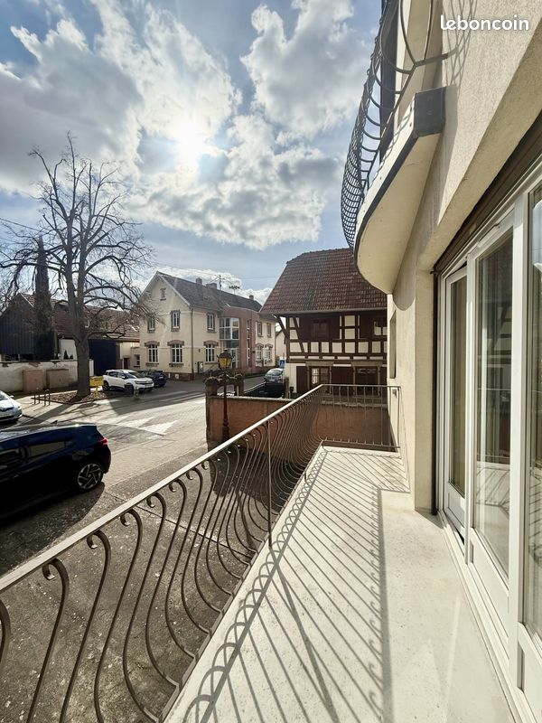 Appartement 3 pièces 93 m² · à Mittelhausbergen · 93 m² · 950 €