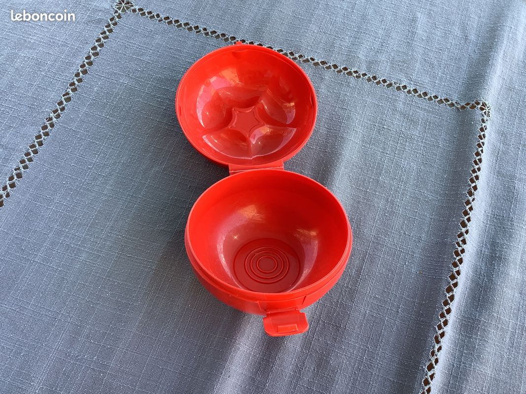 Tupperware boite de conservation forme tomate (image 2)