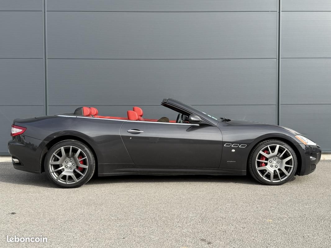 Maserati Grancabrio V8 4.7 440 CH BOITE ZF / FRANCAISE 3IEME MAIN REVISION POUR LA VENTE (image 2)