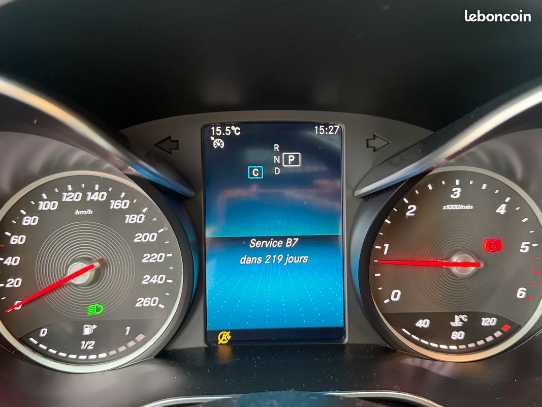 Mercedes-Benz CLASSE C 220 d 4Matic / FULL SUIVI (image 17)