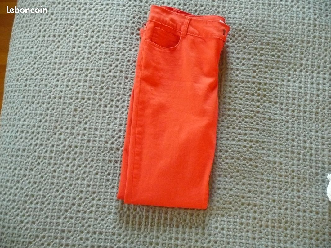 Jean femme Galeries Lafayette T40 - 12 Euros (image 5)